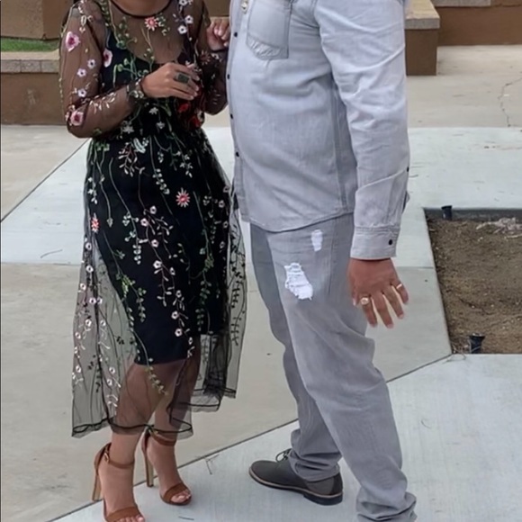 JustFab Dresses & Skirts - Floral Embroidered Dress